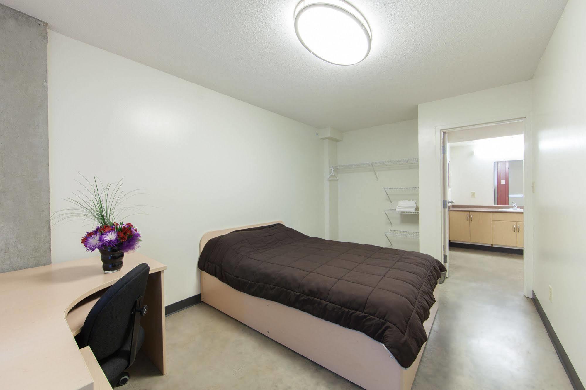 Macewan University Residence Edmonton Dış mekan fotoğraf